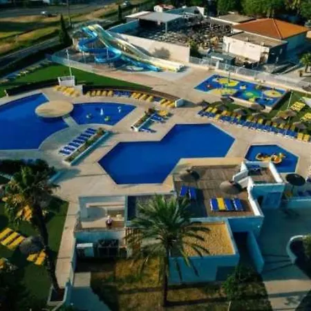Campingplads 4 Etoiles - Parc Aquatique - Eehhba Saint-Cyprien (Pyrenees-Orientales)